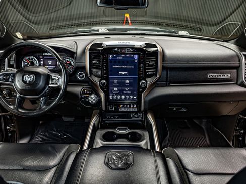 Used 2019 RAM 1500 Laramie image 19