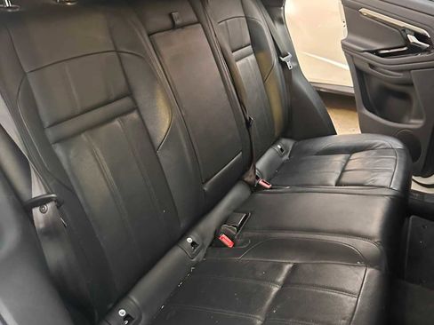 Used 2020 Land Rover Range Rover Evoque S image 13