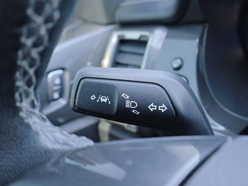 Used 2020 Ford Ranger Lariat w/ Technology Package image 16