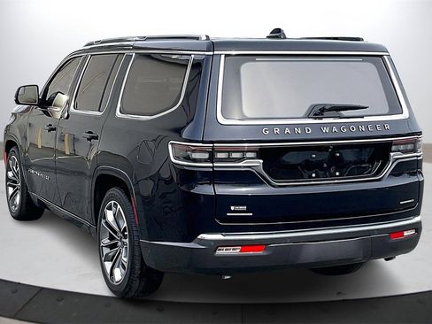 Used 2022 Jeep Grand Wagoneer Series III image 7
