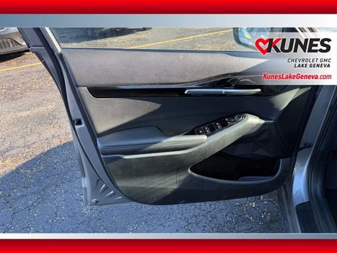 Used 2025 Kia Seltos S image 12