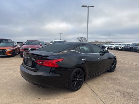 Used 2018 Nissan Maxima SR w/ Midnight Edition image 7