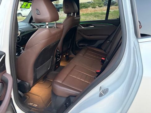 Used 2024 BMW X3 xDrive30i w/ Premium Package w/ZPA AWD/4WD image 19