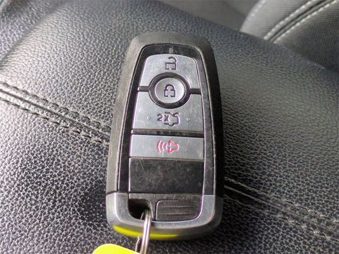 Used 2020 Ford Mustang Coupe image 26