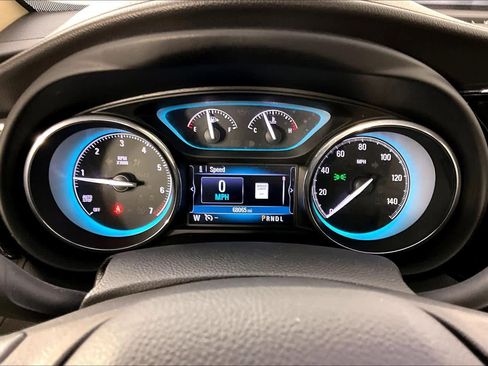 Used 2018 Buick Envision Essence image 25