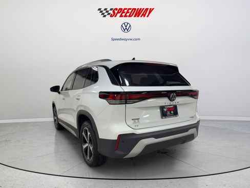 New 2026 Volkswagen Tiguan SE AWD/4WD image 8