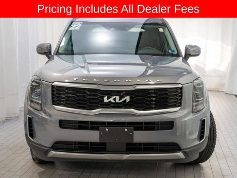 Used 2022 Kia Telluride S FWD image 2