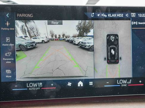 Used 2025 BMW X1 xDrive28i w/ Technology Package image 23