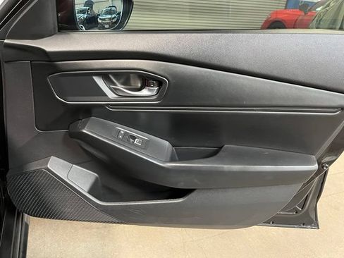 Used 2023 Honda Accord EX image 11