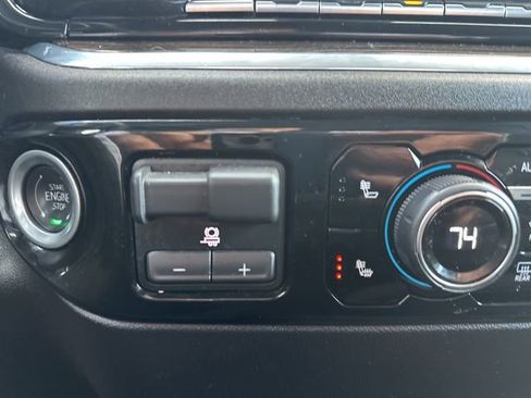 Used 2025 Chevrolet Silverado 1500 LT image 28