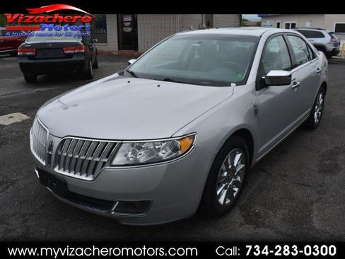Used 2010 Lincoln MKZ FWD image 1