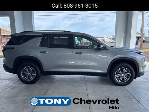 New 2026 Chevrolet Traverse LT w/ LPO, Floor Liner Package image 6