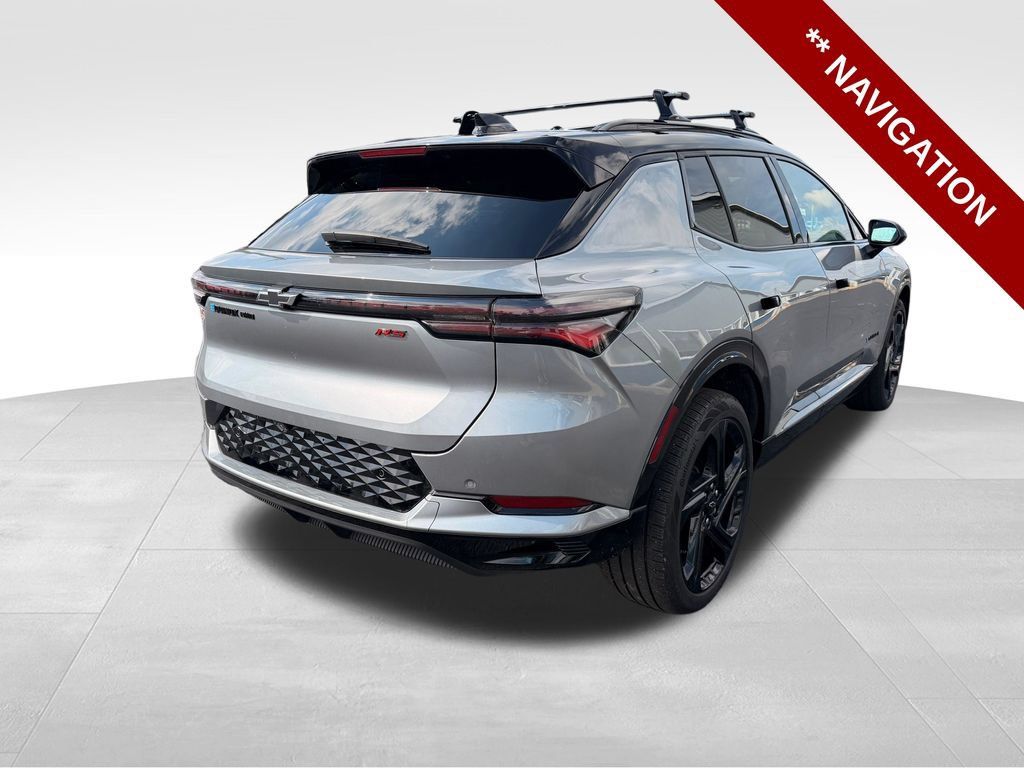 Used 2024 Chevrolet Equinox EV RS AWD/4WD image 7