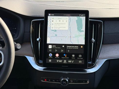 New 2026 Volvo XC90 T8 Plus image 8