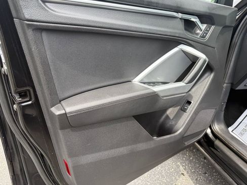 Used 2020 Audi Q3 2.0T Premium Plus image 7