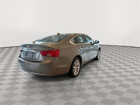 Used 2018 Chevrolet Impala LT image 10