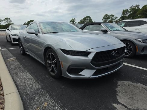Used 2025 Ford Mustang Premium RWD image 3