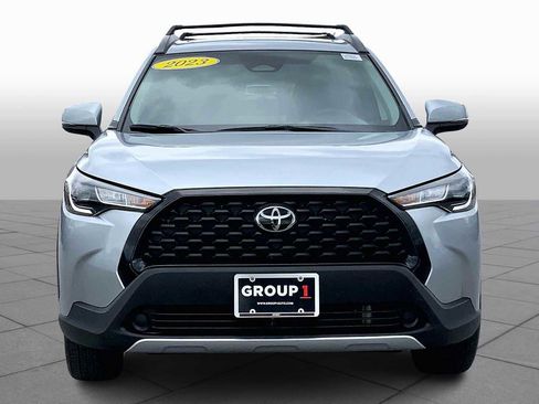 Used 2023 Toyota Corolla Cross LE w/ Moonroof Package AWD/4WD image 3