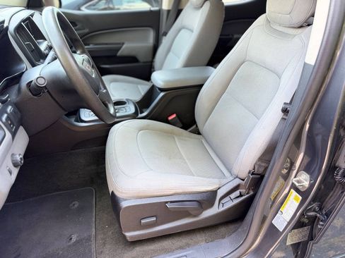 Used 2016 GMC Canyon 2WD Crew Cab w/ Convenience Package image 9