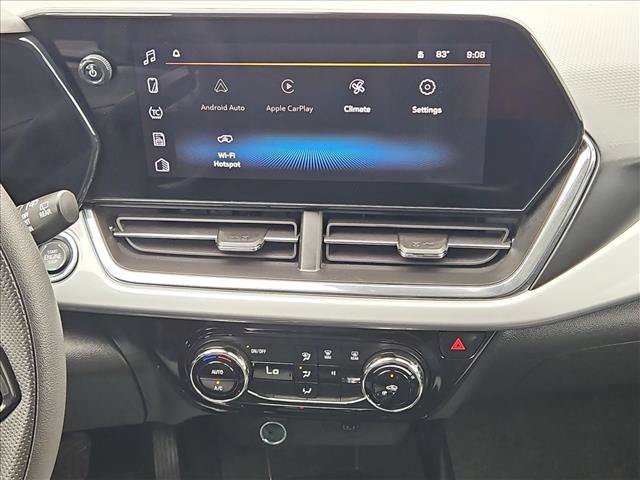 Used 2026 Chevrolet Trax LT FWD image 14