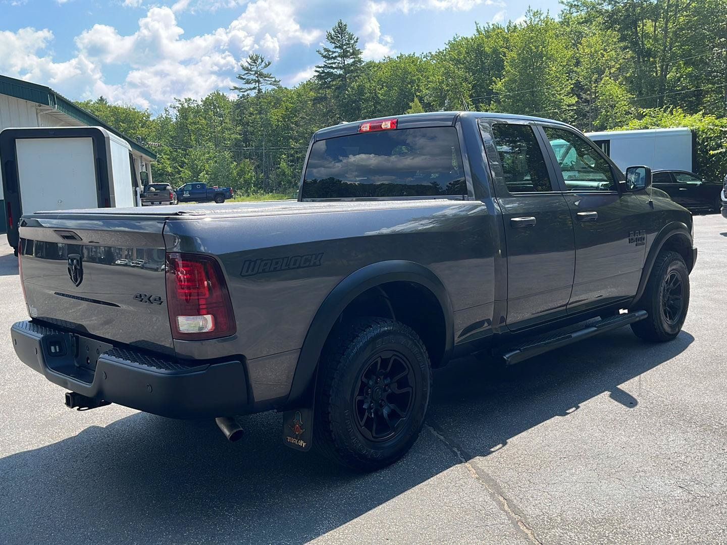 Used 2022 RAM 1500 Warlock w/ Warlock Decor Package AWD/4WD image 5