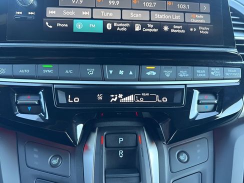 Used 2025 Honda Odyssey Sport-L image 21