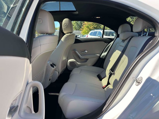 Used 2021 Mercedes-Benz A 220 4MATIC image 30