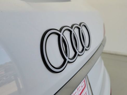 Used 2025 Audi Q7 3.0T Premium Plus AWD/4WD image 9
