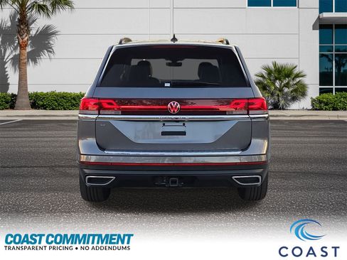 Used 2024 Volkswagen Atlas SE image 7