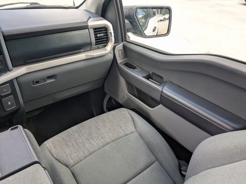 Used 2021 Ford F150 XLT image 17