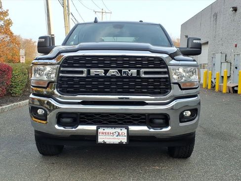 Used 2024 RAM 2500 Big Horn w/ Bed Utility Group image 2