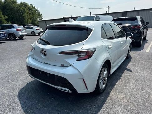 Used 2021 Toyota Corolla SE FWD image 2