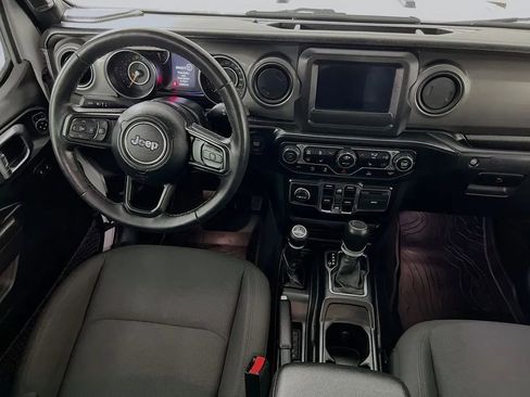 Used 2022 Jeep Gladiator Sport image 22