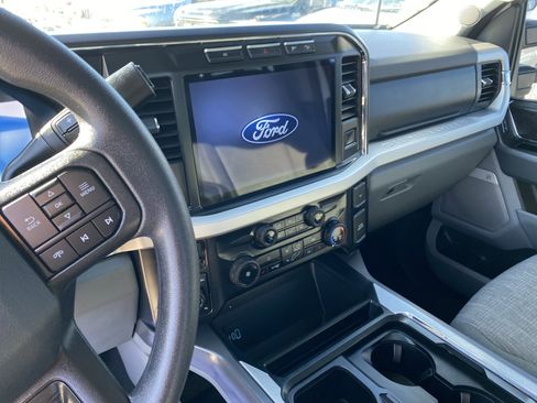 Used 2024 Ford F250 XLT w/ XLT Premium Package image 16
