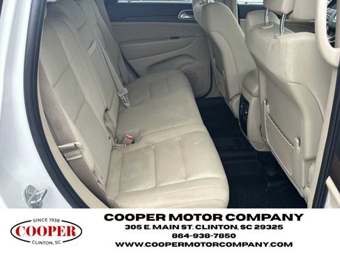 Used 2018 Jeep Grand Cherokee Laredo RWD image 15