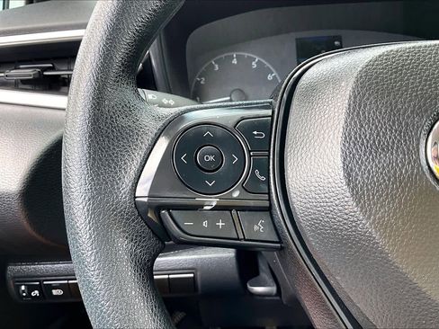Used 2024 Toyota Corolla LE image 23