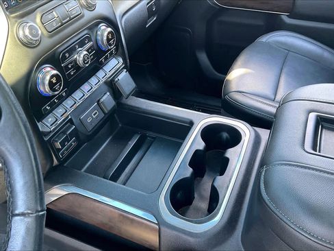 Used 2019 GMC Sierra 1500 SLT image 12