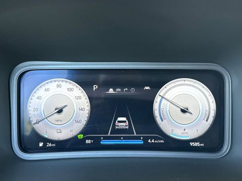Used 2023 Hyundai Kona Limited FWD image 23