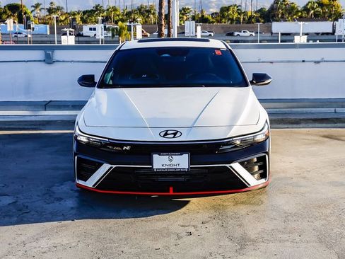 Used 2025 Hyundai Elantra N FWD image 3