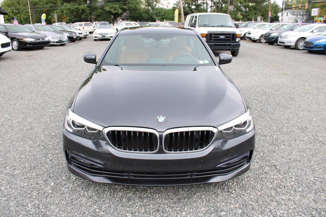 Used 2017 BMW 530i xDrive AWD/4WD image 3