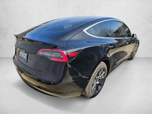 Used 2018 Tesla Model 3 Long Range image 8