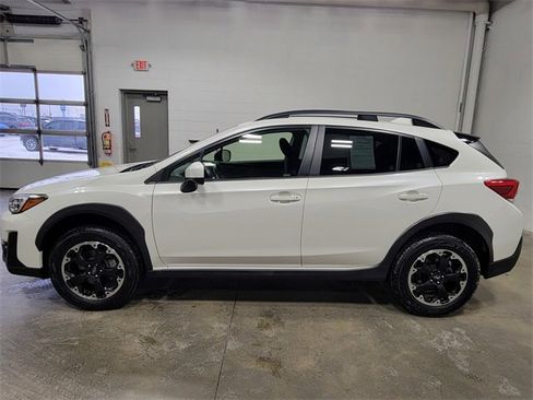 Certified 2023 Subaru Crosstrek 2.0i Premium image 7