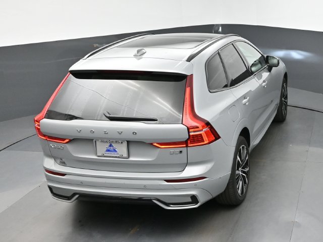 Used 2024 Volvo XC60 B5 Plus w/ Climate Package AWD/4WD image 21