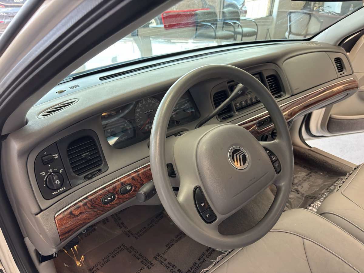 Used 2002 Mercury Grand Marquis GS RWD image 14