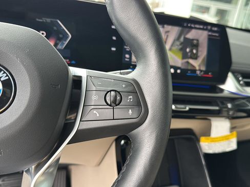 Certified 2025 BMW X1 xDrive28i w/ Premium Package image 19