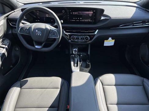 Used 2025 Buick Envista Sport Touring w/ Convenience I Package image 11