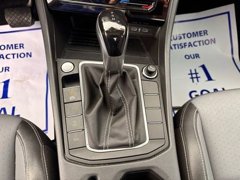 Used 2025 Volkswagen Jetta SE image 22