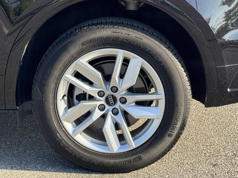 Used 2024 Audi Q5 2.0T Premium w/ Convenience Package image 14