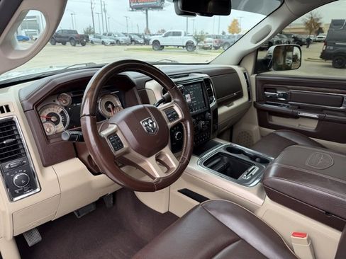 Used 2018 RAM 2500 Longhorn image 11