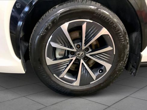 Certified 2023 Lexus RZ 450e Premium w/ Technology Package image 10